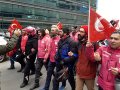 Yemeksepeti emekçileri bir kez daha genel merkez önünde!