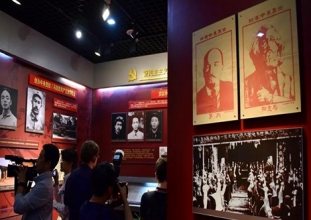 Sosyalist ülkelerden Çin'in Hong Kong kararına destek  