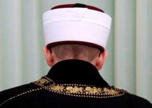 imamlar covid-19’dan ölenleri yıkamak istemiyor 
