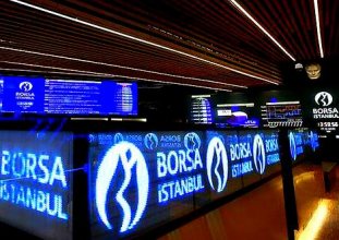 emekçiye günde 39 lira yandaşlara huzur hakkı  