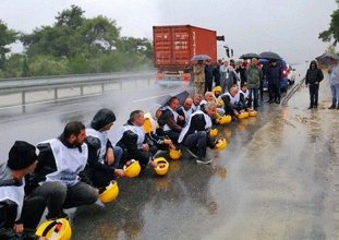 Somalı madenciler zafere ulaştı tazminat ve ücret alacakları ödenecek  