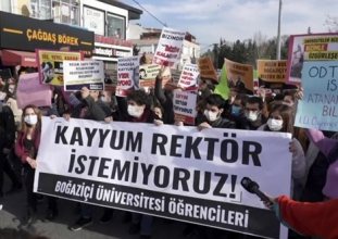beyazıt’ta bulaşmıyor kadıköy’de bulaşıyor