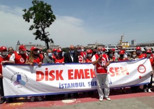 emekliler hükümetin toplu sözleşme teklifine tepki gösterdi