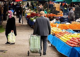 açlık sınırı 3 bin 628 liraya çıkarken yoksulluk sınırı 12 bin 469 liraya yükseldi