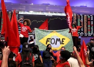 işsizler brezilya’da borsa binasını işgal etti 