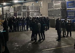 Farplas işçilerine polis baskını