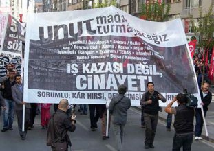 2021 yılında en az 2170 işçi iş cinayetlerinde hayatını kaybetti