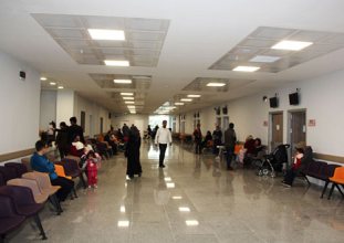 Sağlık sistemi yeni krizin eşiğinde