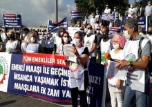 emekliler eylem yaptı emekli maaşı ile geçinemiyoruz