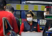 BİM’den satış ve depo çalışanı için en az 4 yıllık üniversite mezunu kriteri 