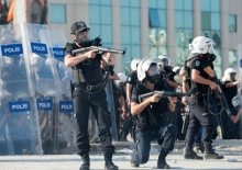 polislerden çalışma koşullarına sosyal medyada protesto 